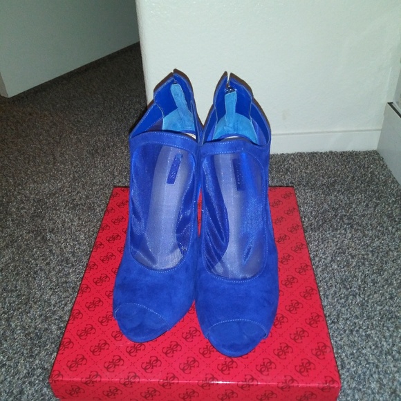 Blue suede heels - Picture 5 of 5